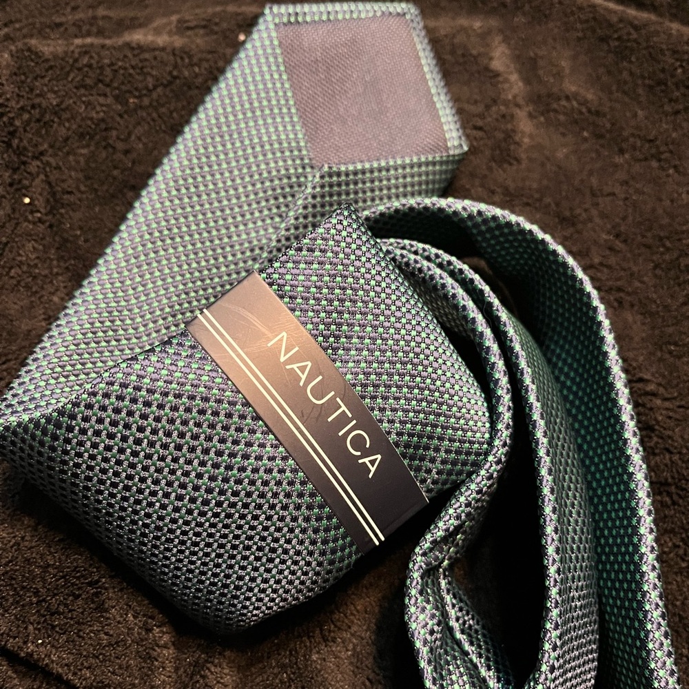 Nautica Green and Navy Tie